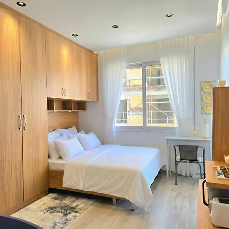 Daire Modern A Short Walk From The Golem (Tirana)