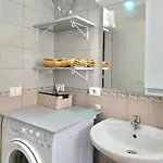 Le Petit 098 아파트 골렘