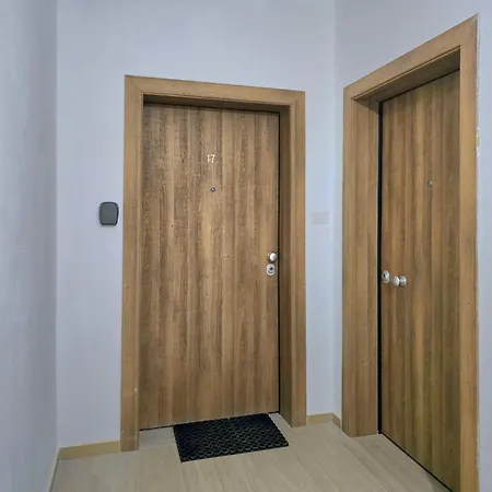 Le Petit 098 Apartment *