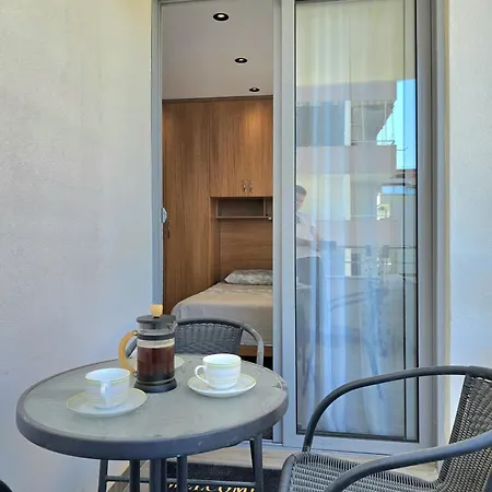 Le Petit 098 Golem (Tirana)