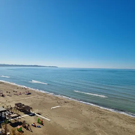 Le Petit 098 Apartment *